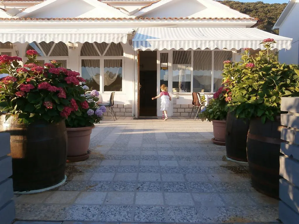 Guest House Galeb Supetarska Draga Horvátország